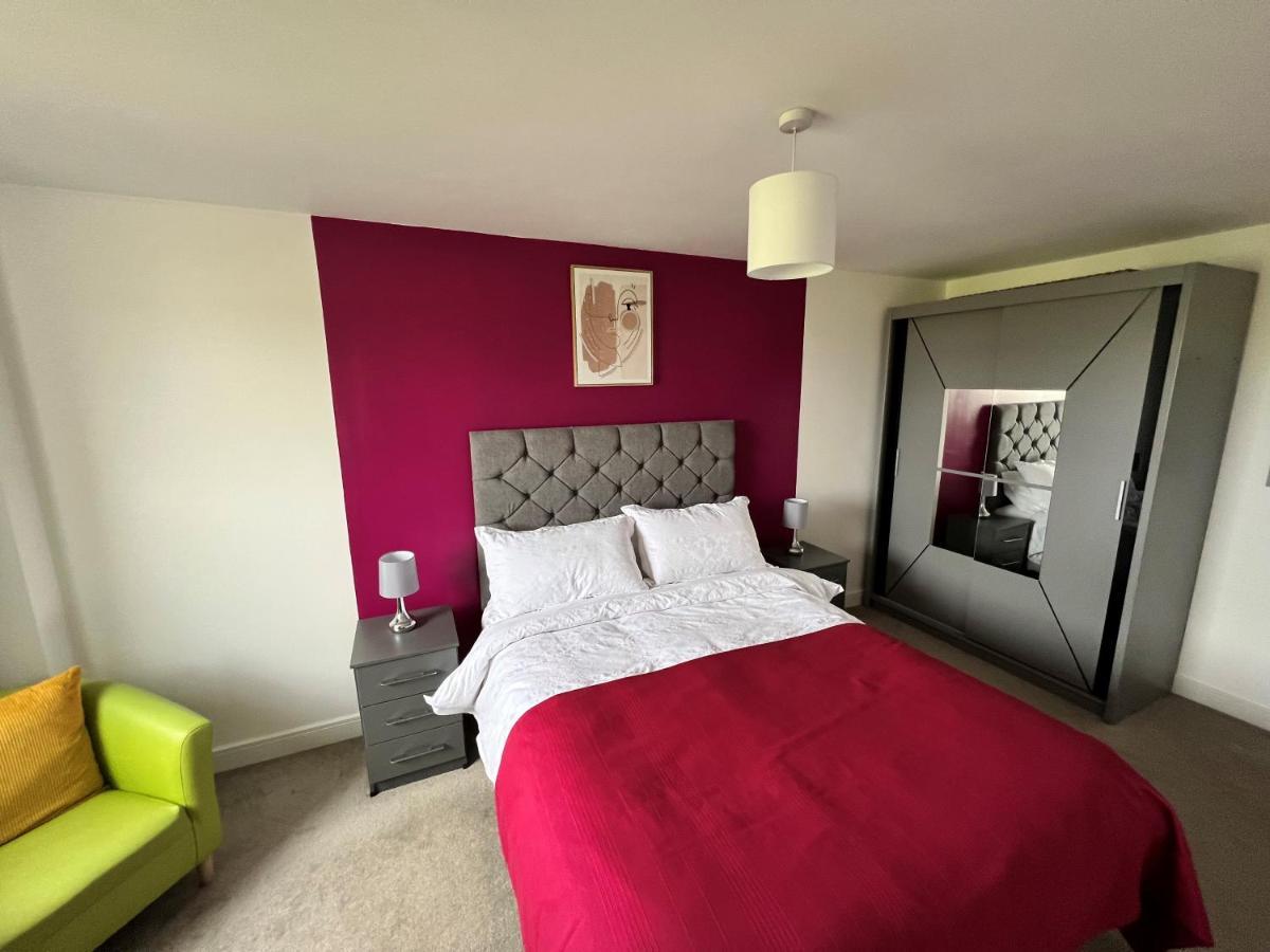 Spacious 1 Bed Relocation Apartment Free Parking, Brierley Hill Exterior foto
